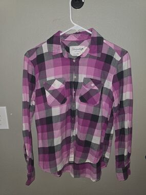 Aeropostale Pink Plaid Button-Down Shirt